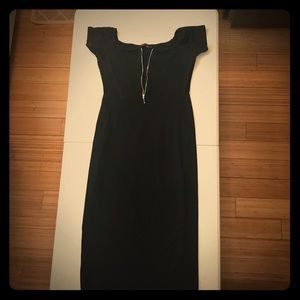 Off the shoulder tight knee dress